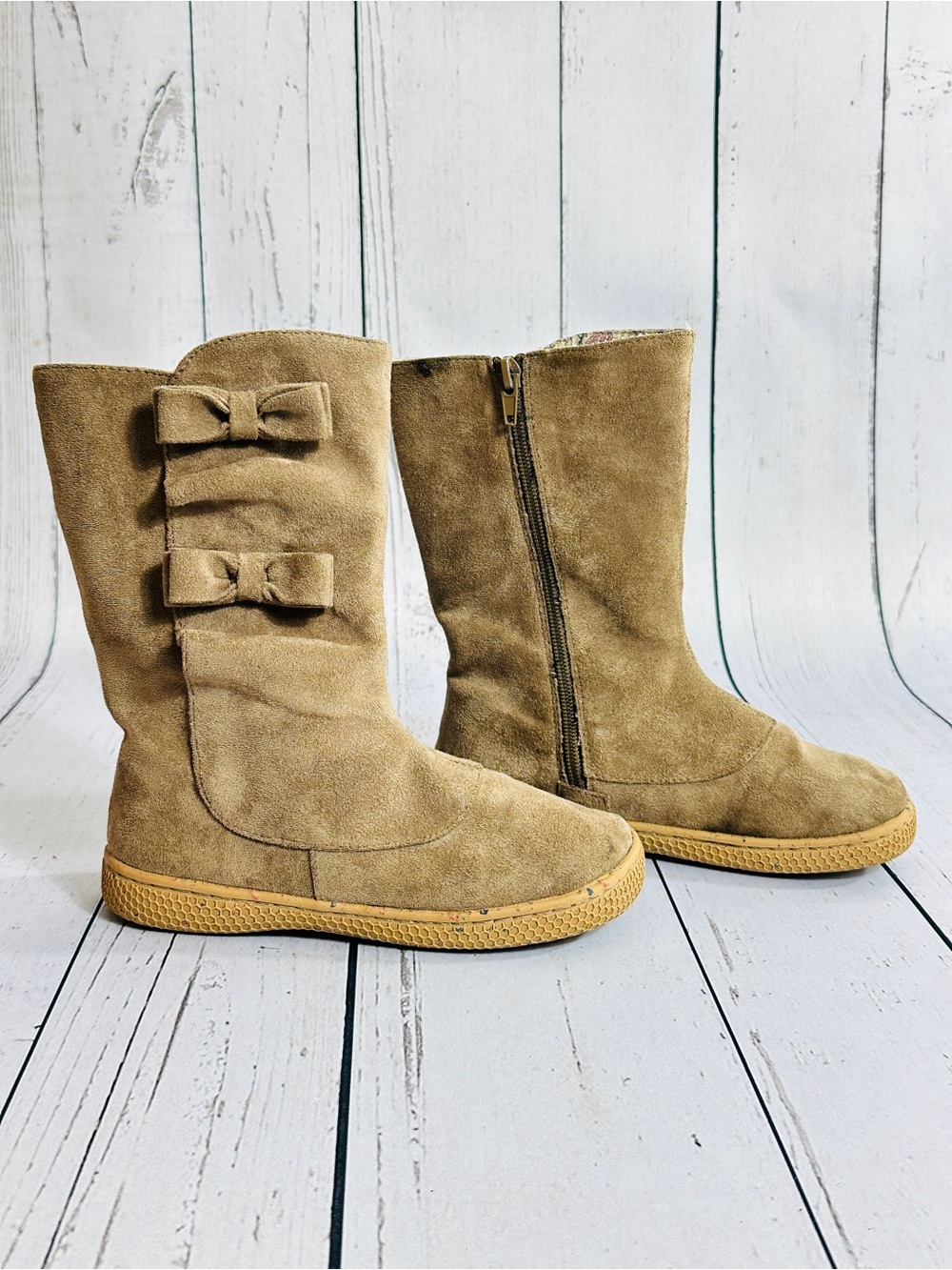 Livie & Luca Taupe Neve boots  two suede bows on the side. Girls size 13 (sku6S)